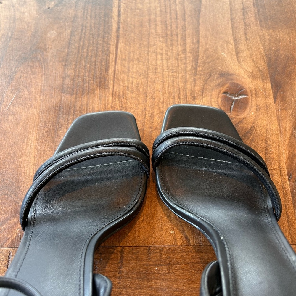 Sam Edelman Kia Block Heel Sandal | Black Leather| Size 7 - Picture 8 of 10